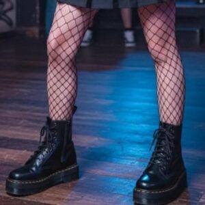 ***SOLD*** Dr. Martens Black Jadon Smooth Leather Boots. Size 5M/6L